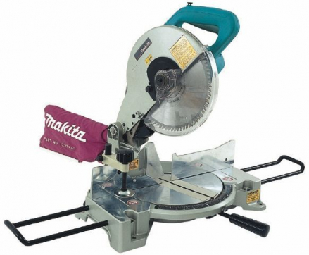 Торцовочная пила Makita LS1040 в прокат в Омске. У нас лучшая цена за сутки! Возможность взять в аренду с выгодной скидкой до 40% при экспресс доставке 24/7. И помните, ночью стоимость еще дешевле на 30%! #арендапрокат #виброплита #выгодно